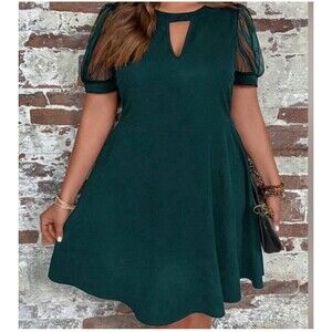NWT Emery Rose 3XL Green Shear Sleeve Dress